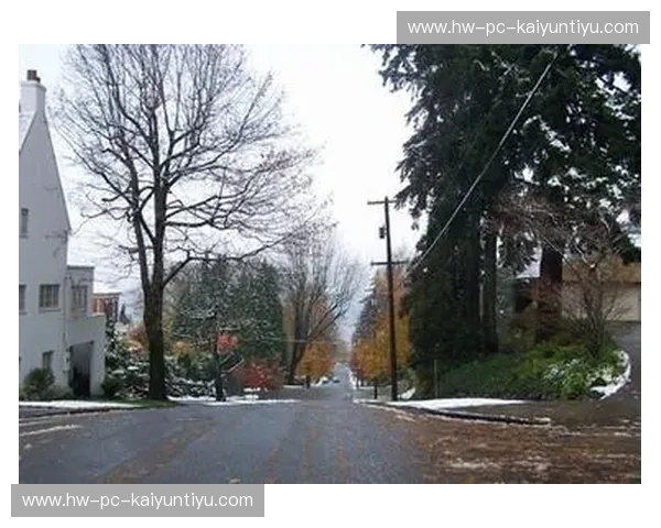 落基山脉的呼唤与玫瑰之城的低语：科罗拉多与波特兰的旅行风情对比